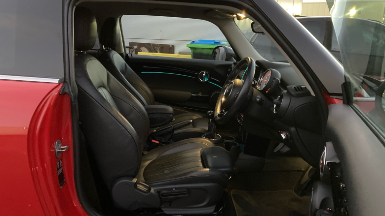 MINI Hatchback 1.5 Cooper Exclusive II 3dr Petrol Hatchback